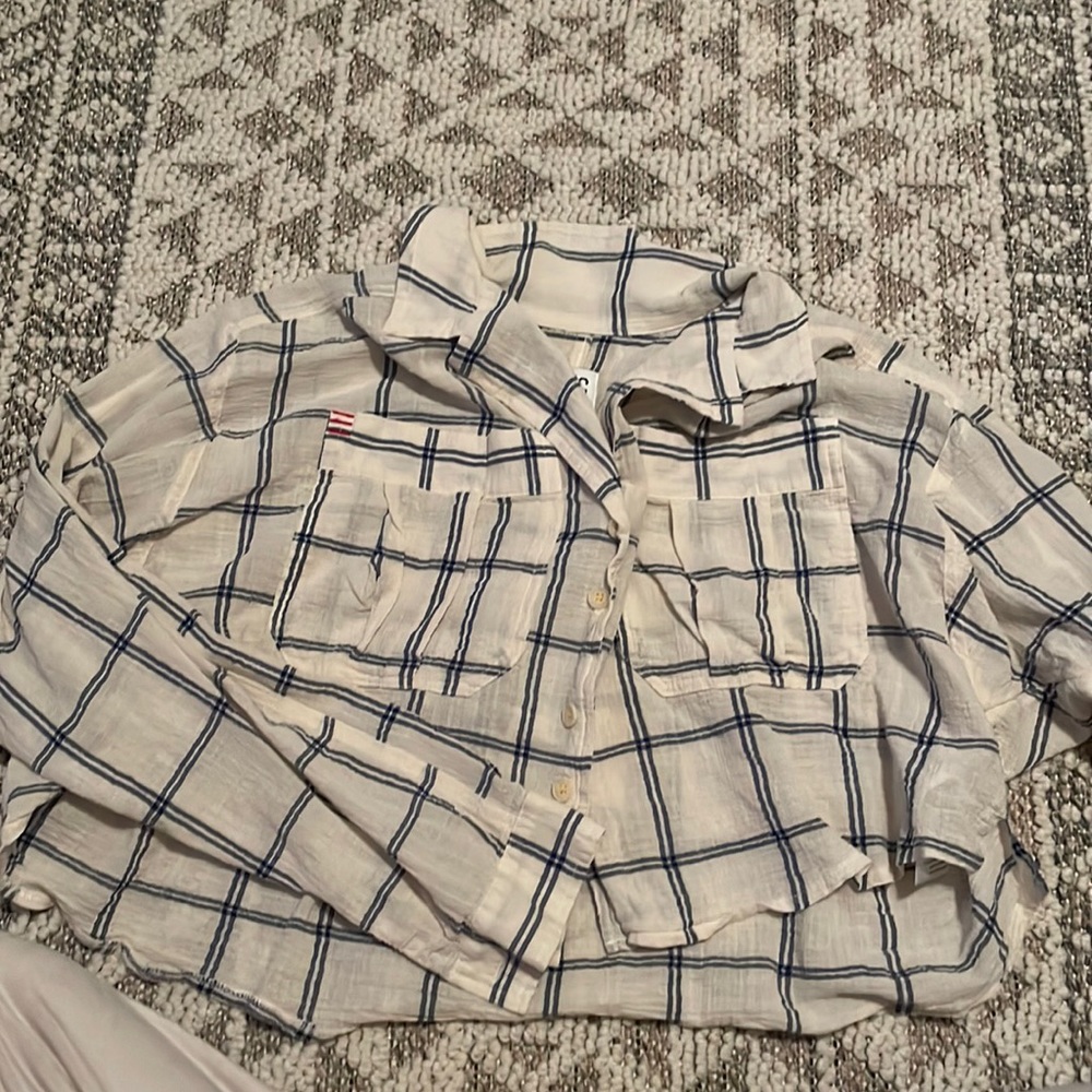 Urban outfitter cropped button up